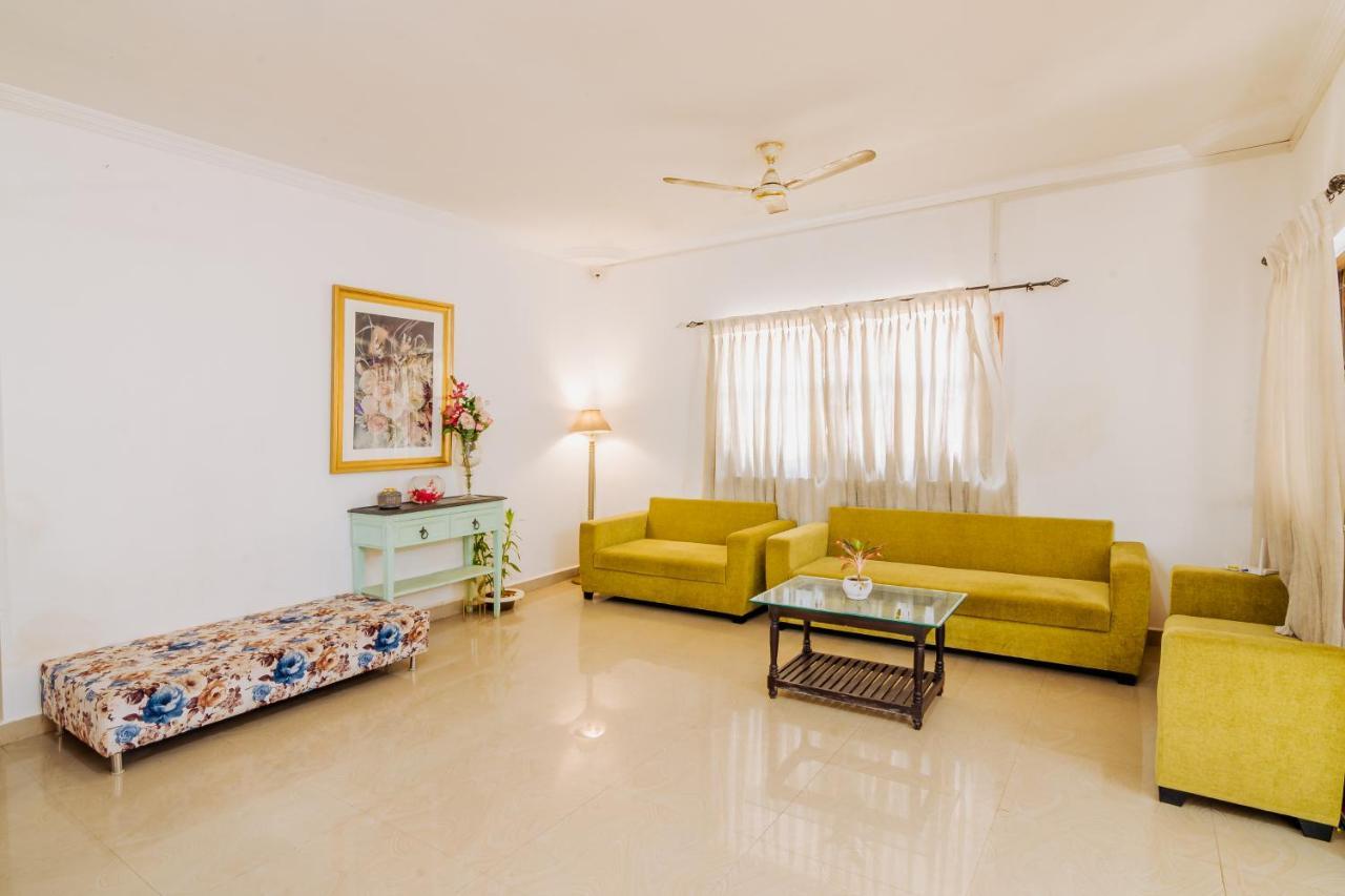 White House In Goa, Truly Amazing Experience Bed & Breakfast Saligao ภายนอก รูปภาพ