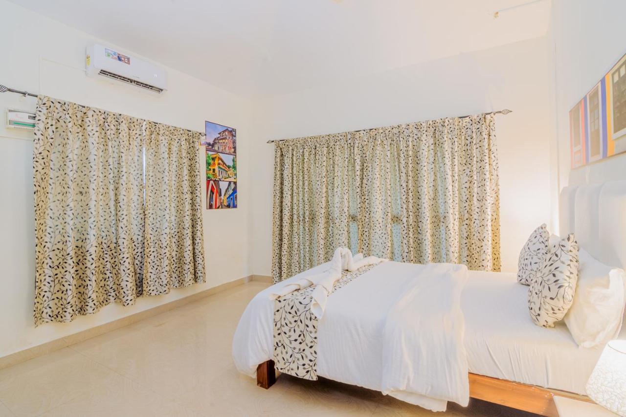 White House In Goa, Truly Amazing Experience Bed & Breakfast Saligao ภายนอก รูปภาพ